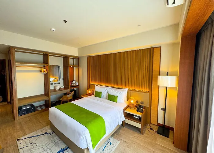 Cebu One Tectona 4*