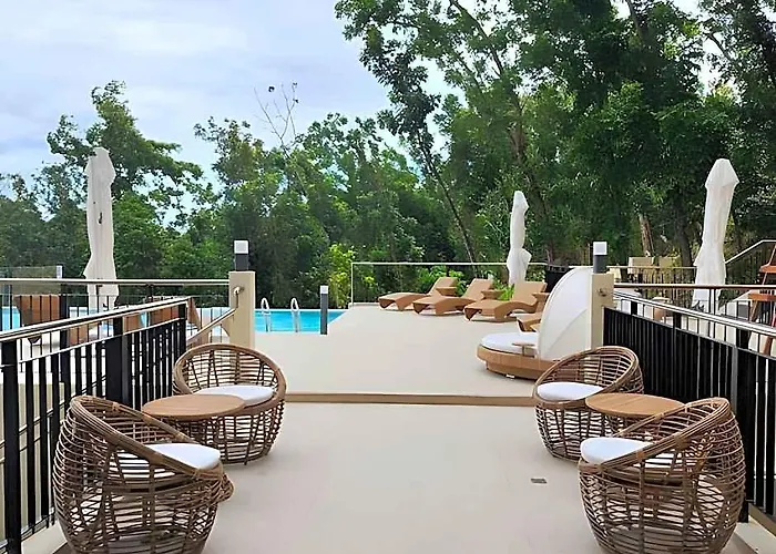 Cebu One Tectona 호텔 4*