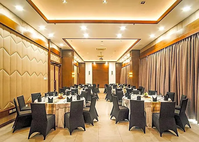 Cebu One Tectona 4*
