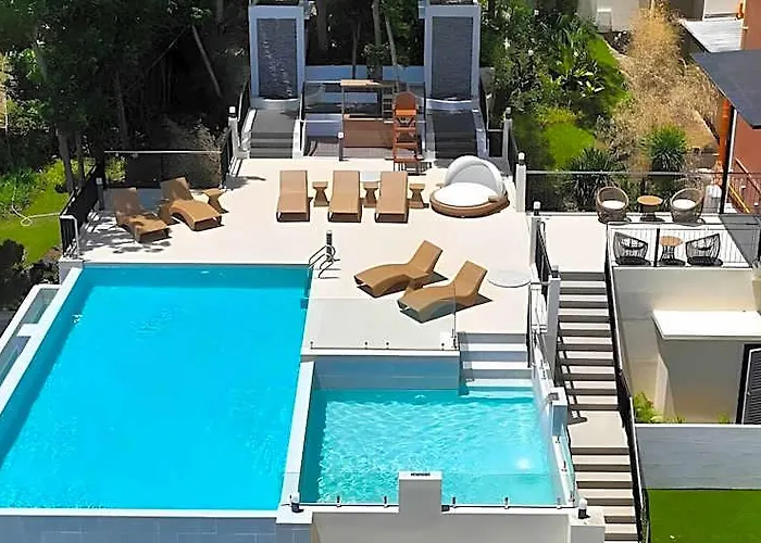 Cebu One Tectona 4* Liloan