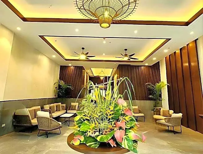 Cebu One Tectona 4*